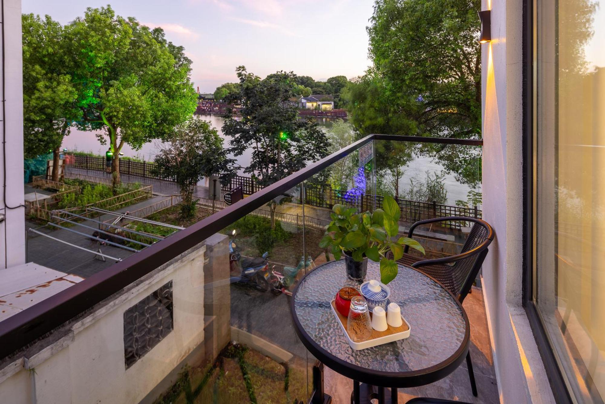 Suzhou Zhouzhuang Slowlife River View Lnn 곤산 외부 사진